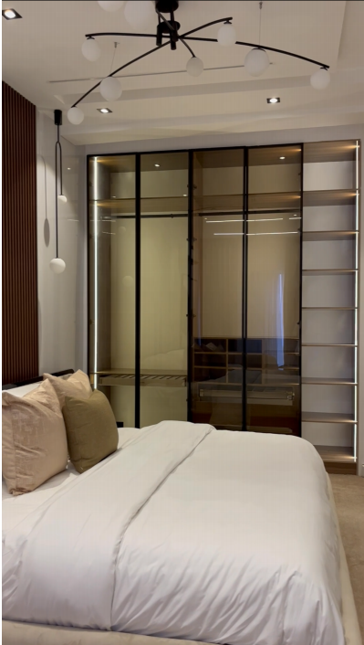 The villa's stylish bedrooms are thoughtfully designed with luxurious bedding, ample wardrobe space, and serene finishes to ensure restful nights and ultimate comfort.